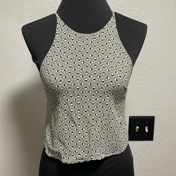 Urban Outfitters Brand Silence+noise Printed Women’s Halter Top Small - Picture 1 of 4